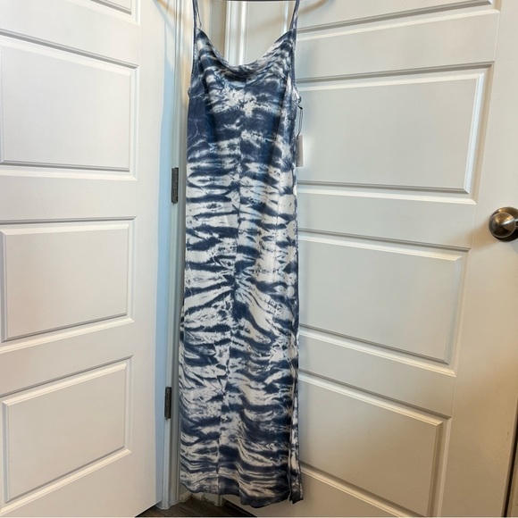 Bella Dahl Maxi Bias Slip Dress Indigo Chevron Dye NWT Size Small - Picture 3 of 7